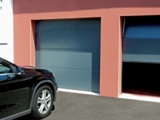 Réalisation de portes de garage en Aluminium à Granville